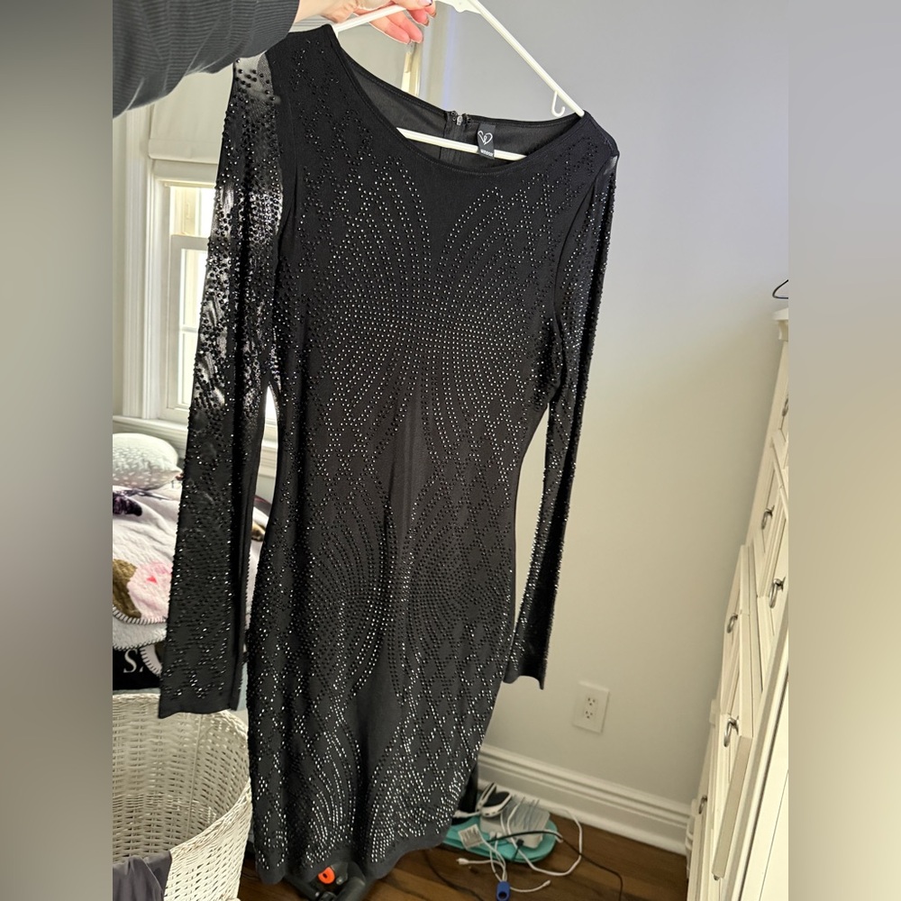 WINDSOR Bodycon Black Sparkly Dress